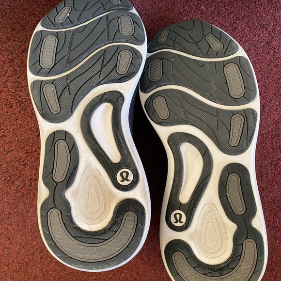 Lululemon Chargefeel Low* Womens Workout Shoe - Picture 11 of 12